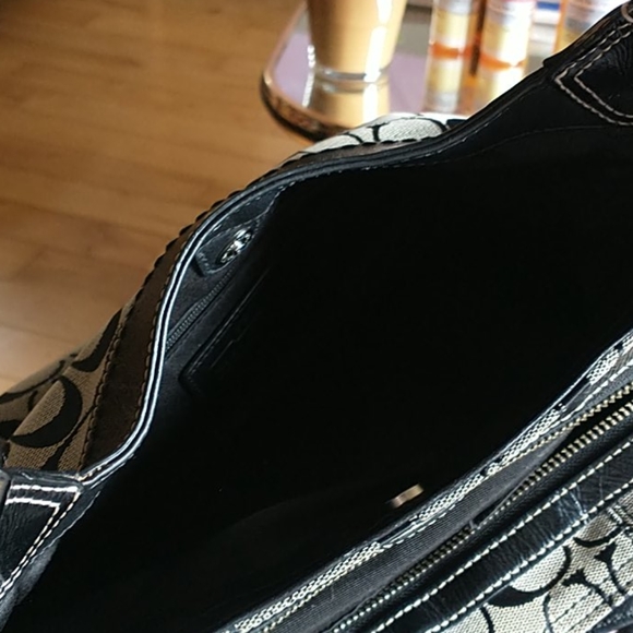 Coach Signature Lynn SOHO HOBO Bag - Picture 7 of 12